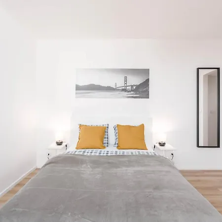Apartmán Enjoy! Srodmiescie Nowogrodzka Varšava Exteriér fotografie